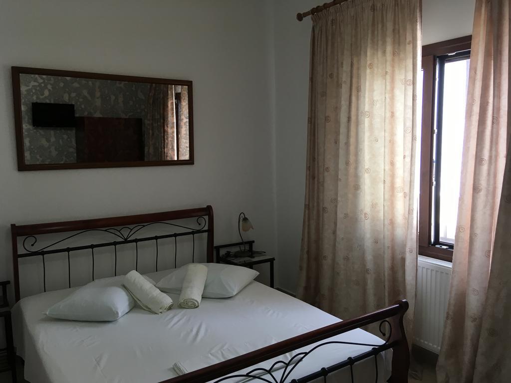 Anna's House Skiathos Town