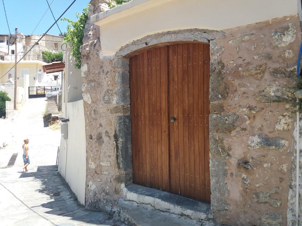 Apartment Heracles Traditional Cretan Spilion
