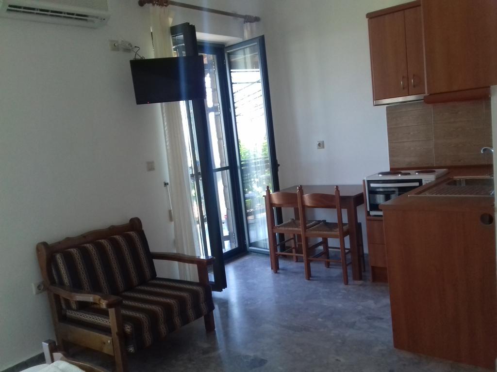 Ouranias * Kardamyli