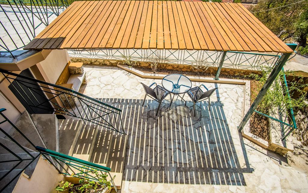 Villa Jlo