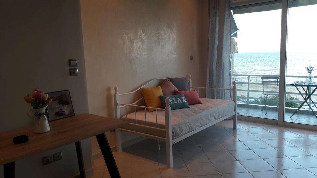Goldie's By The Sea Apartment