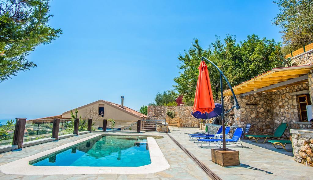 Jlo Villa *