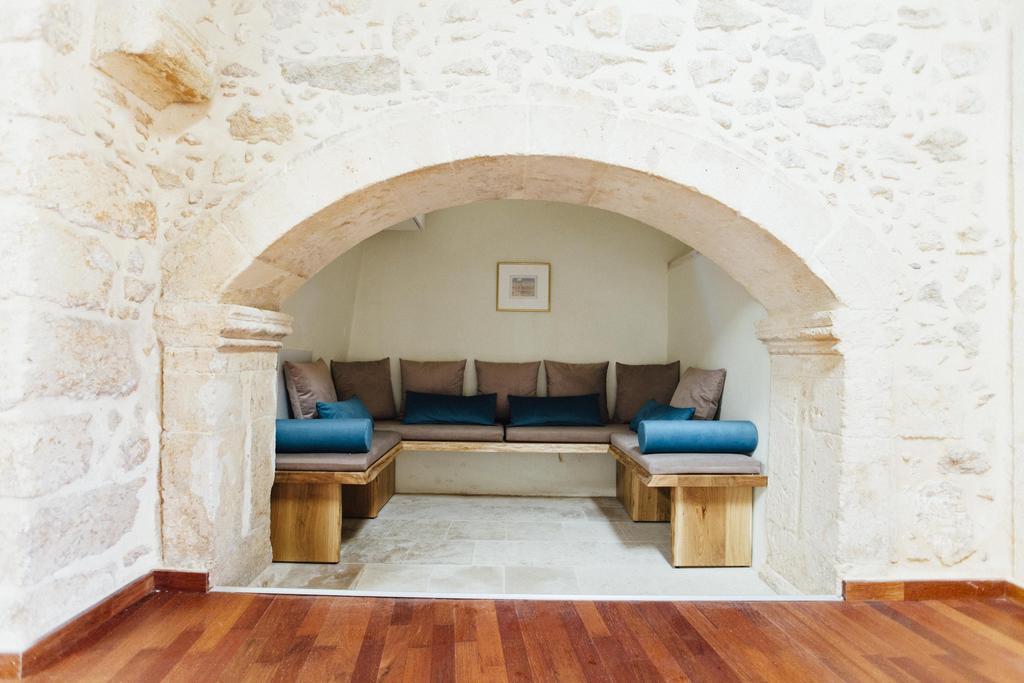 Loucrina Holiday home