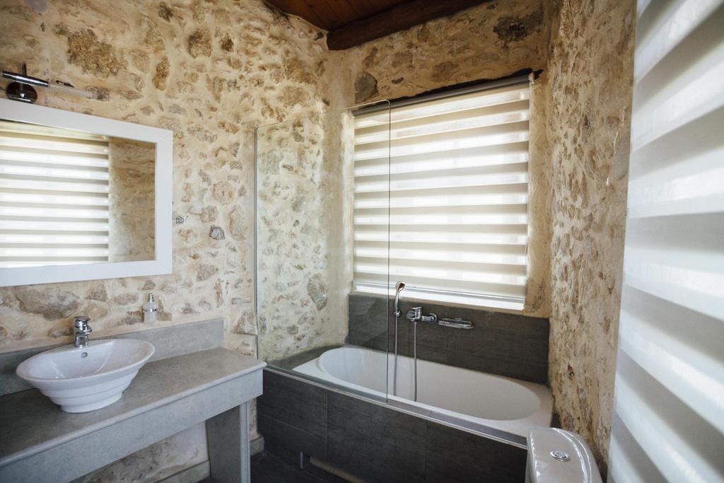 Loucrina Holiday home Maroulas