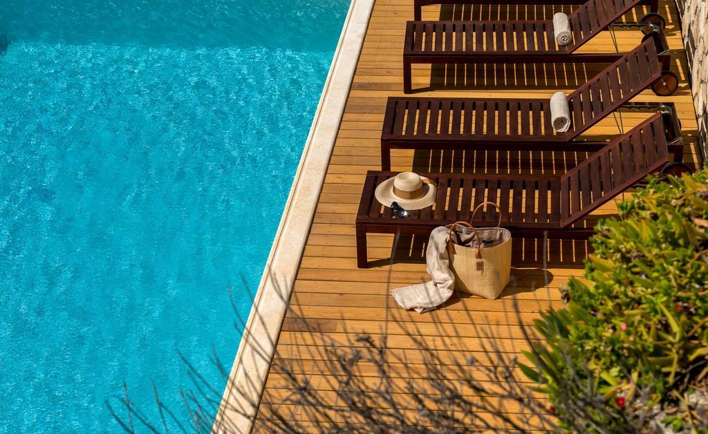 Oliva, In A Serene Location & Private Pool, By Zantewize *