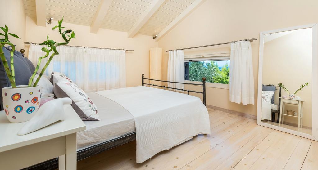 Oliva, In A Serene Location & Private Pool, By Zantewize Villa *