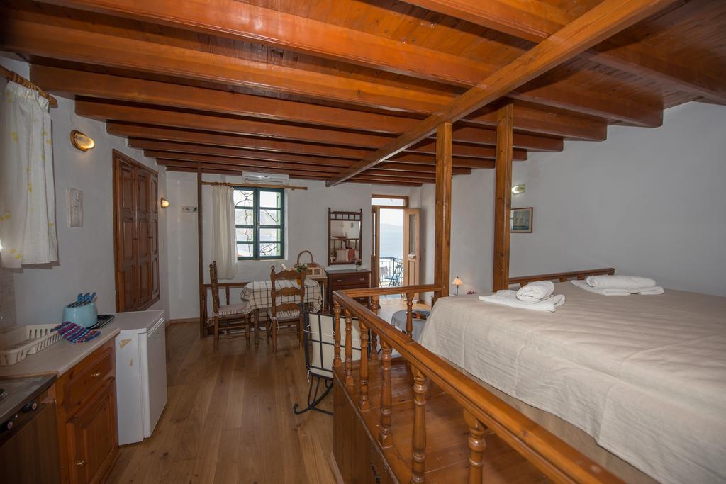Apartment Kyklameno Studio No 1 *