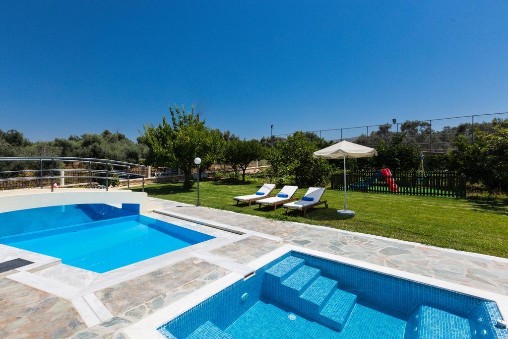 Mary Villa *