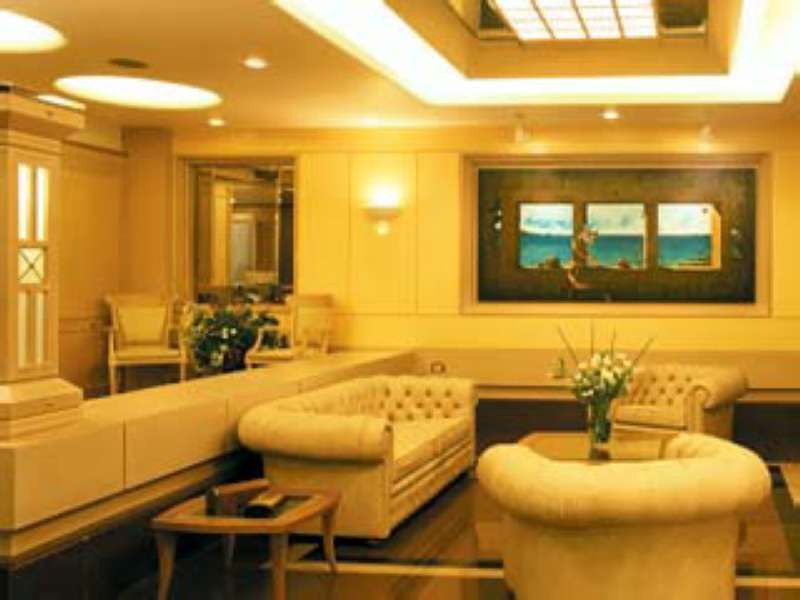 Hotel Holiday Suites 4*