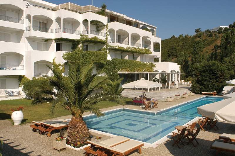Hotel Radisson Plaza Skiathos 4*
