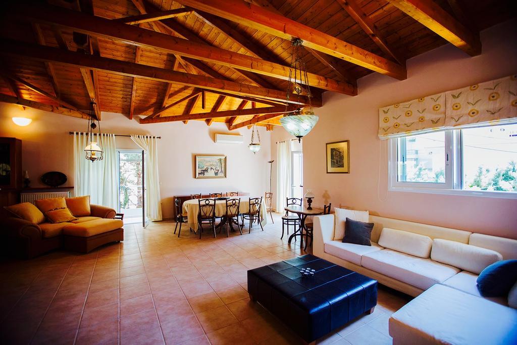 Loft Near The Holiday home *