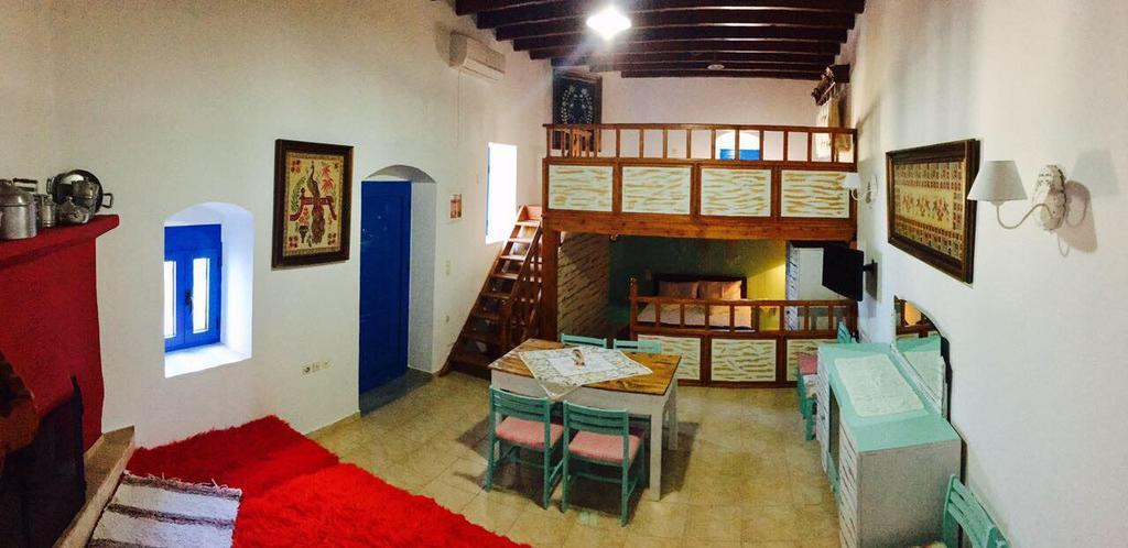 Mariza's Traditional House 1900 *
