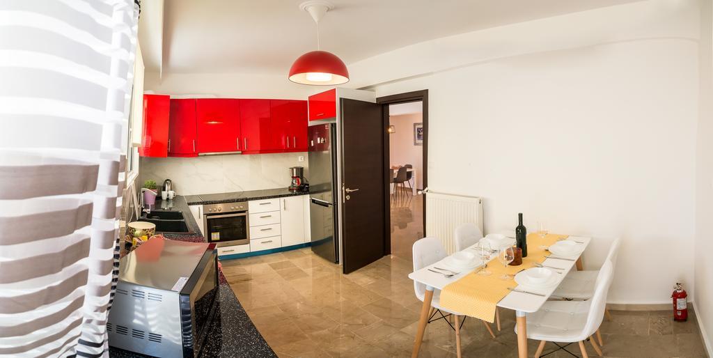 Taurus Apartment Athens