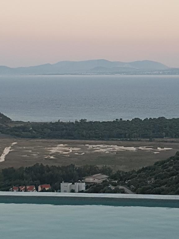 Red Grey Sea View