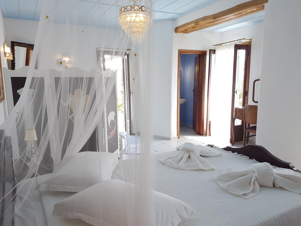 Holiday home Mantalena Skyros