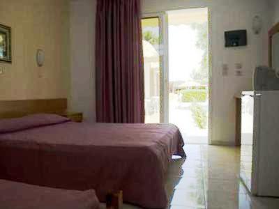 Meliton 3* Theologos (Rhodes)