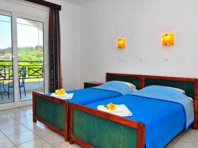 Antigone Aparthotel 2*