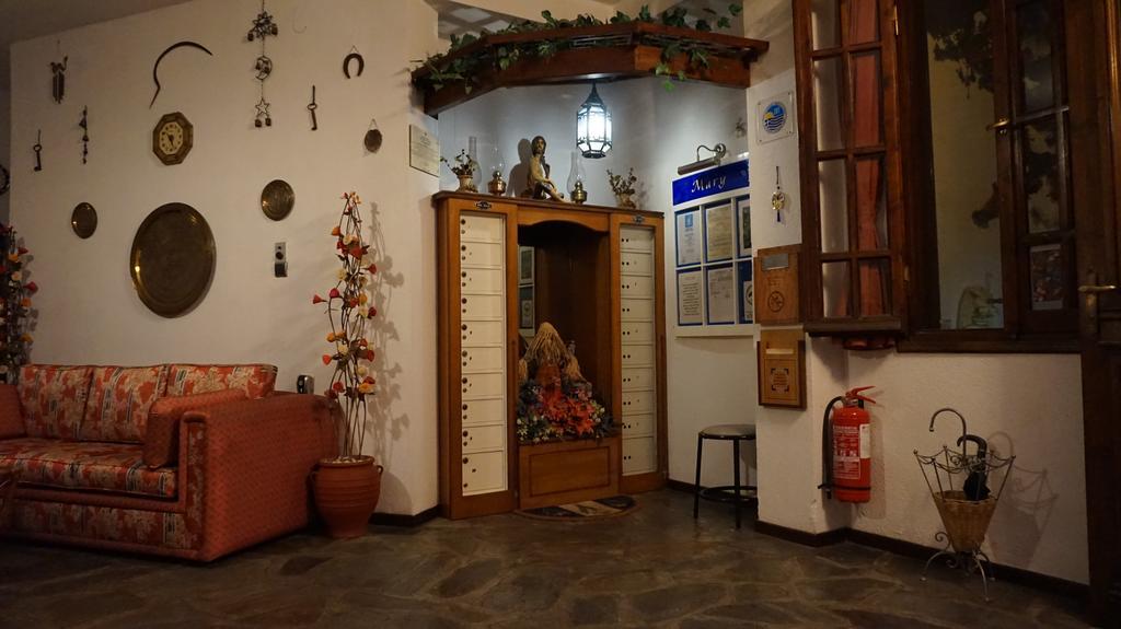 Mary 2* Marathokampos