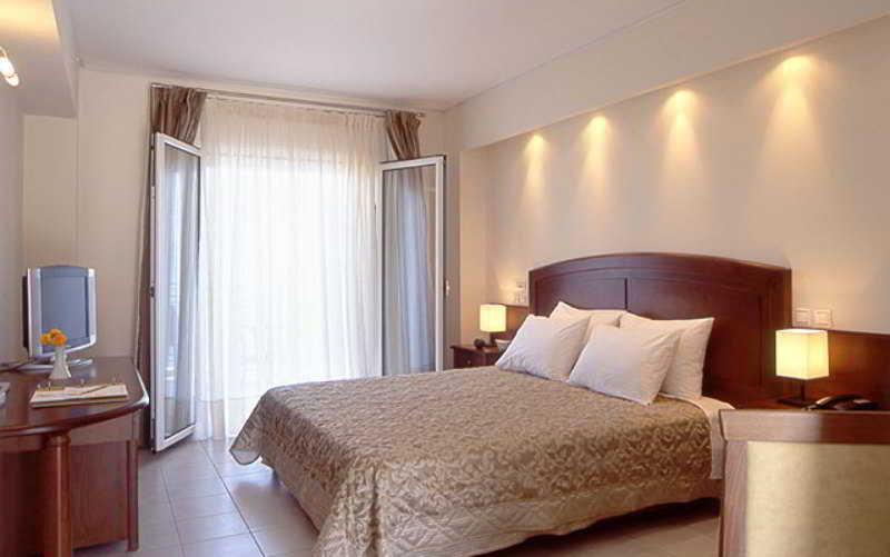 Esperides 4*