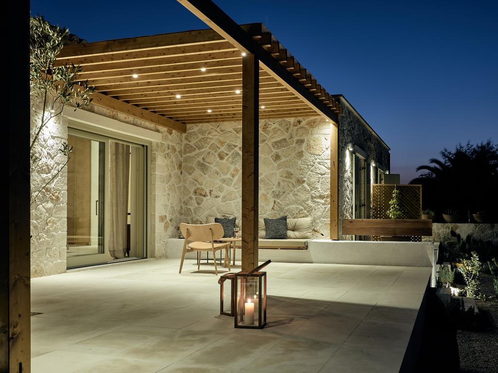 Niova - Seafront, Private Pool And Ionian Sea Views, By Zantewize Alykes (Zakynthos)