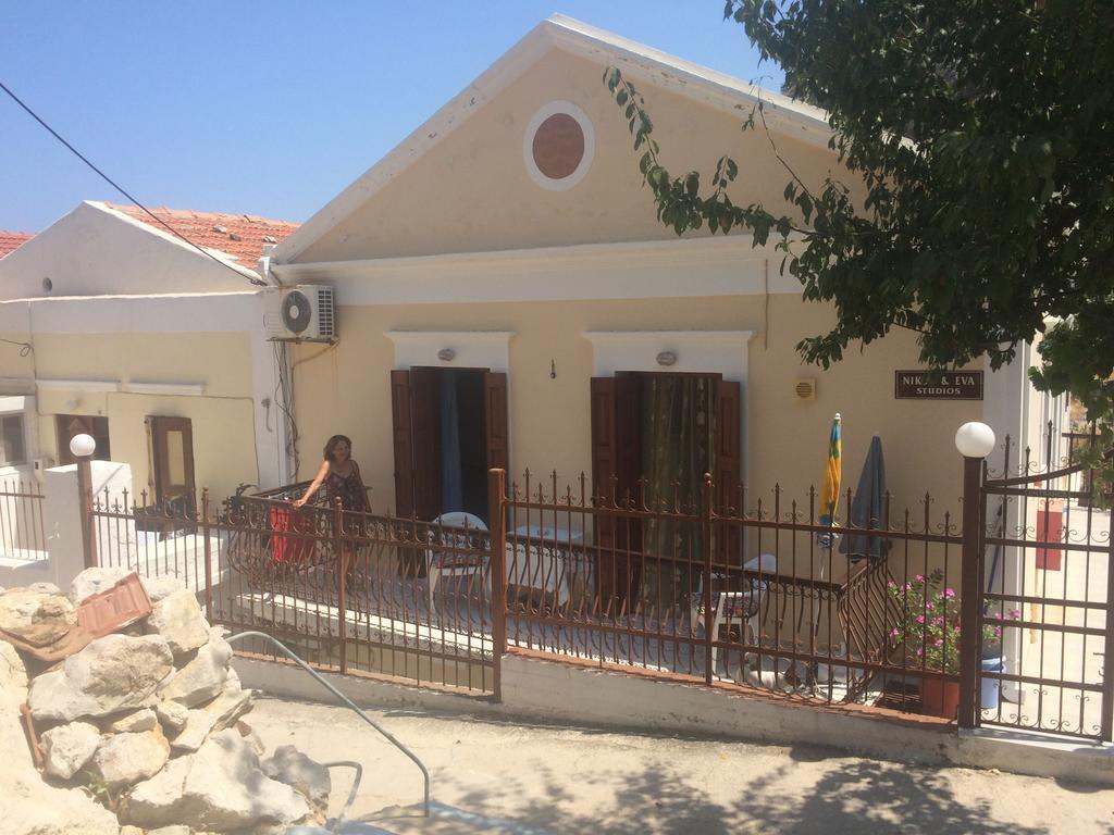 Nikos And Eva Apartment *