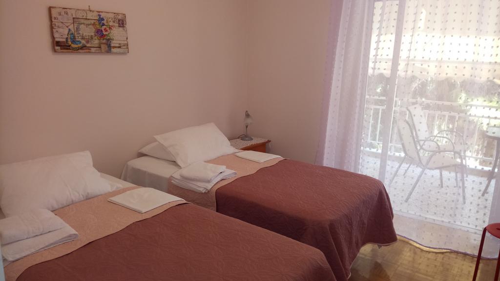 Roi Apartment Palaiontsiflikion