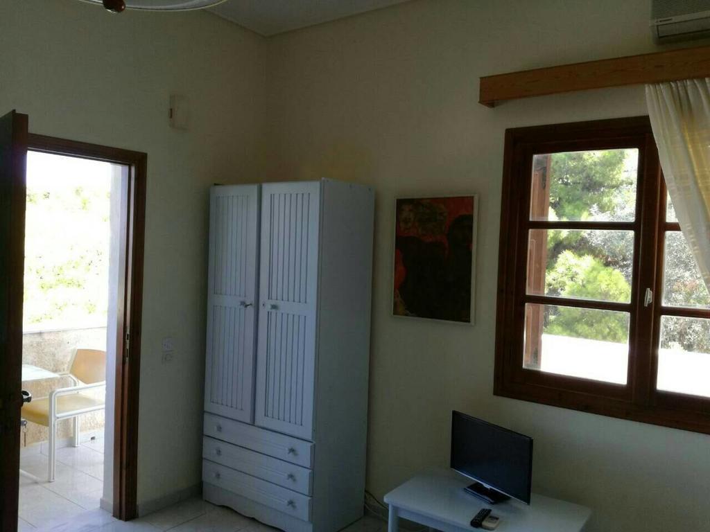 Aparthotel Agistri *