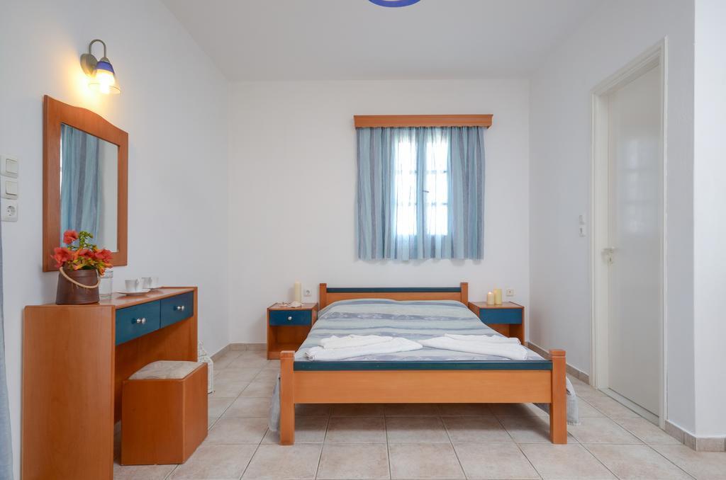 Apartment Three Lakes