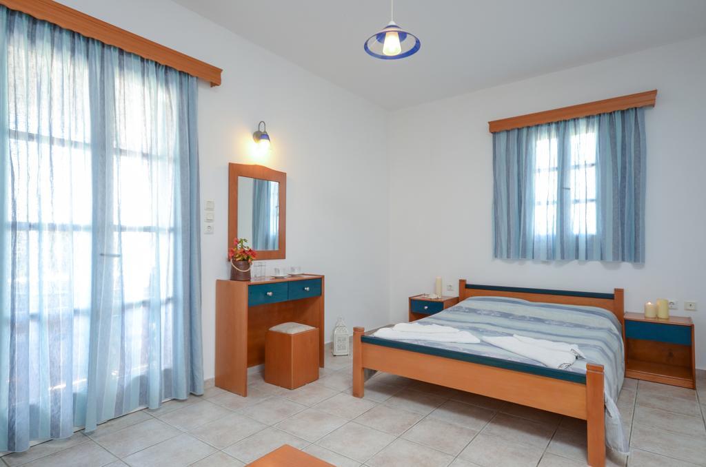 Apartment Three Lakes
