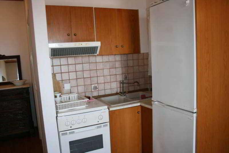 Aparthotel Akrotiri 2*