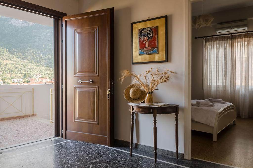 Ev Zin Apartement Dafnon *