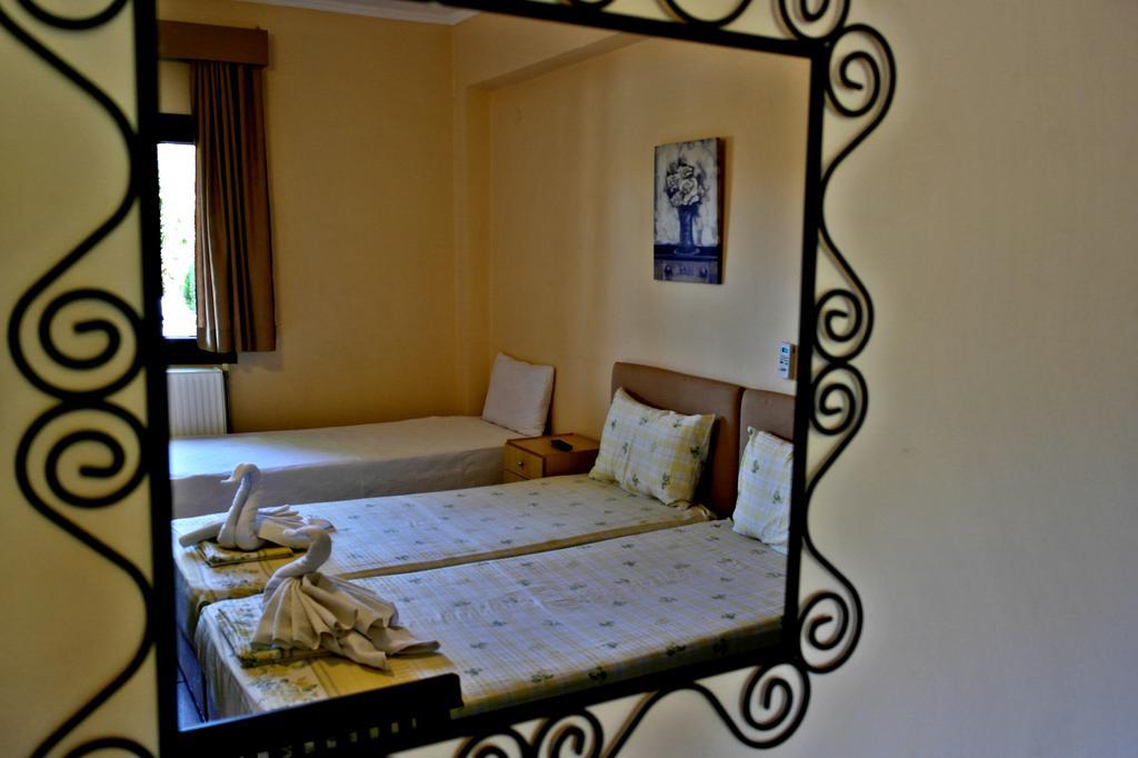 Roula Apartment