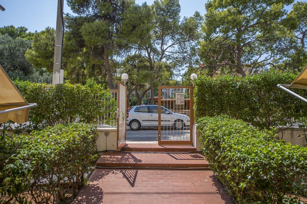 Starapartment Athens-varkiza 1 *