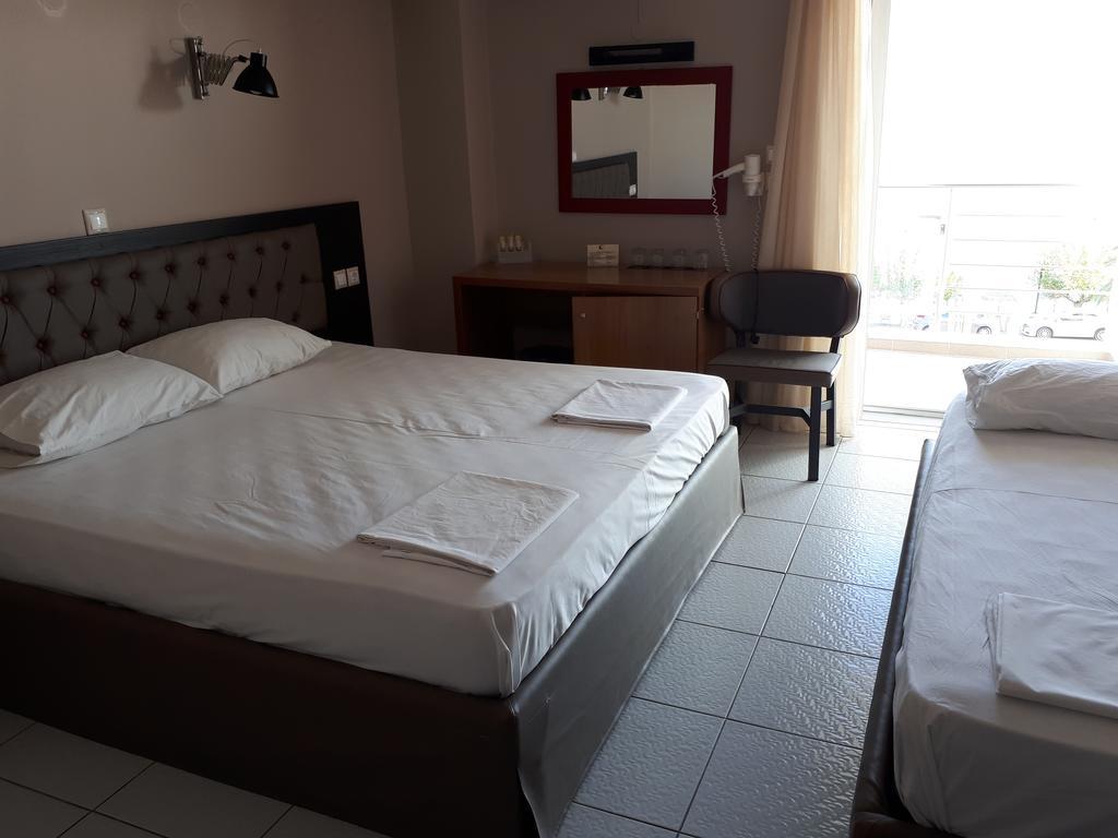 Evvoiki Akti Hotel