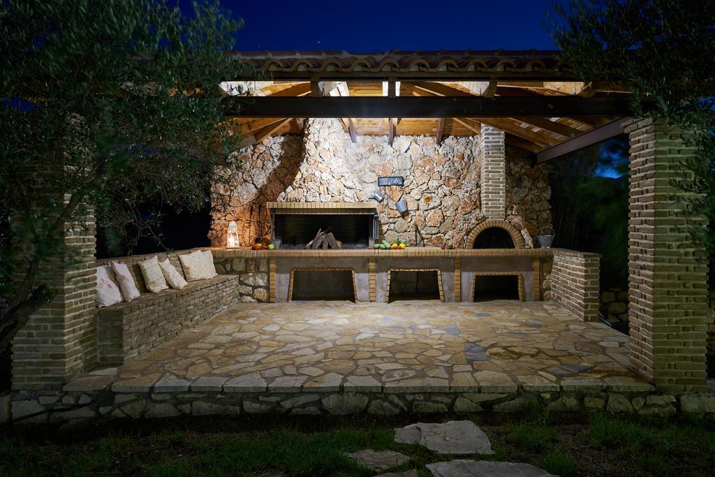 Villa Palazzo Di P Villa, World 5Th Award