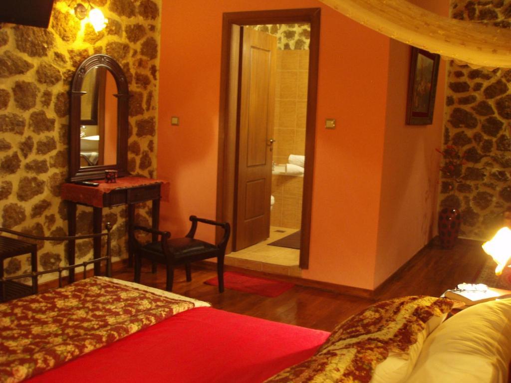 Guest house Filiantra Suites