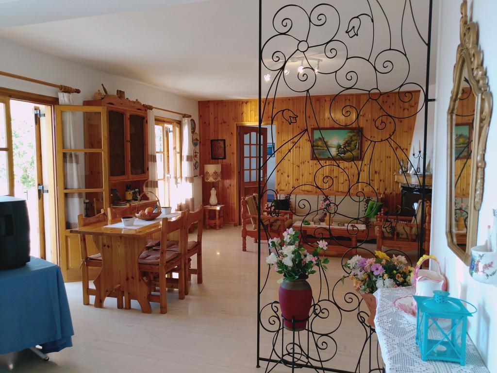 Explore Aegina Island Holiday home