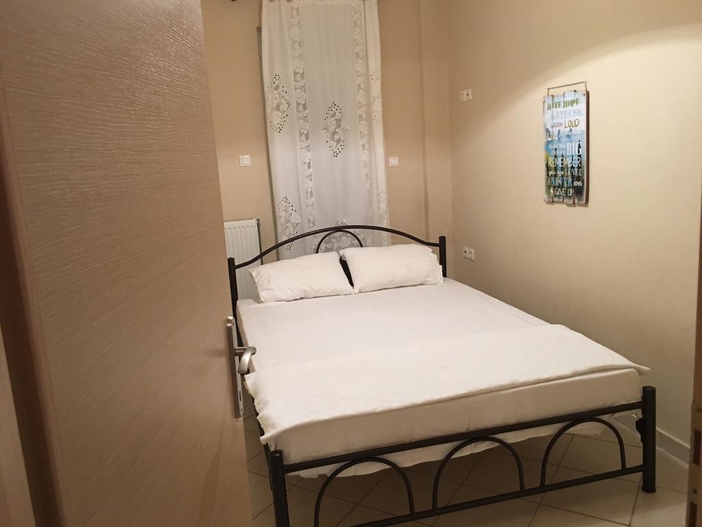 Aris Apartment *