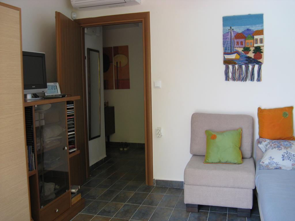 Danais Villa *