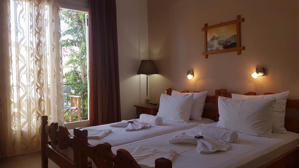 Aiolos House Guest house *