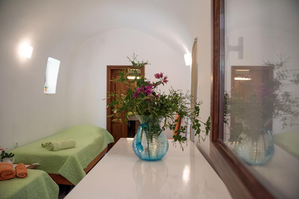 Cerigo Villa *