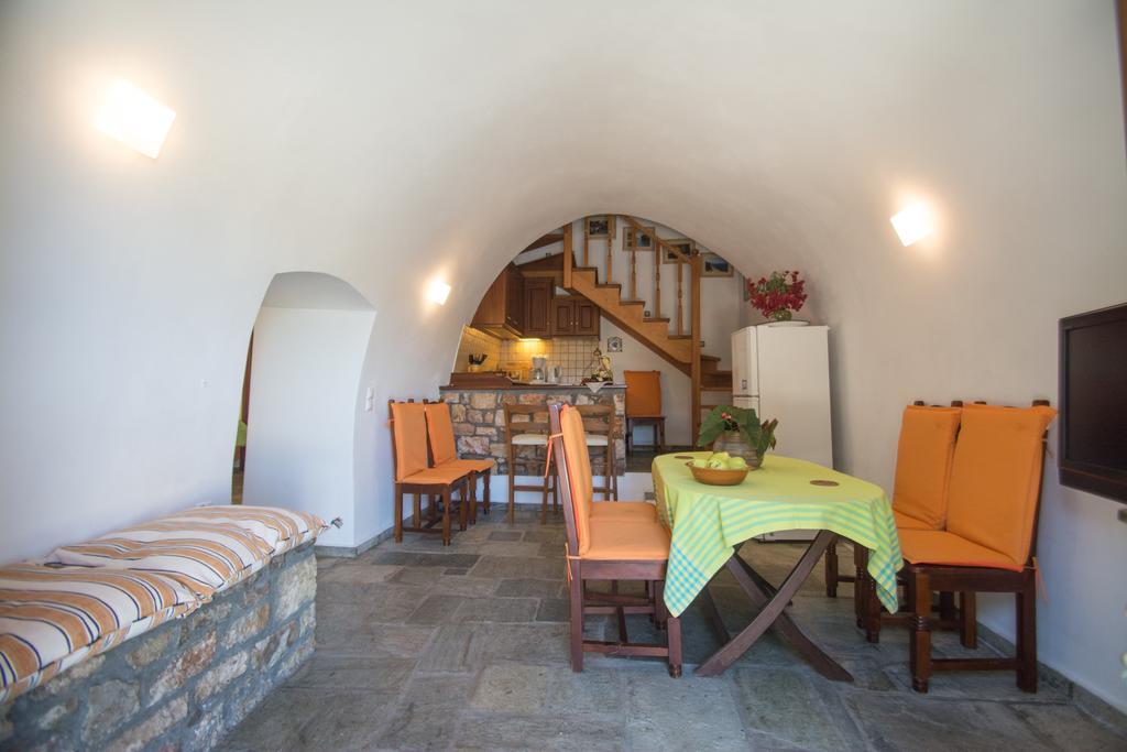 Cerigo Villa *