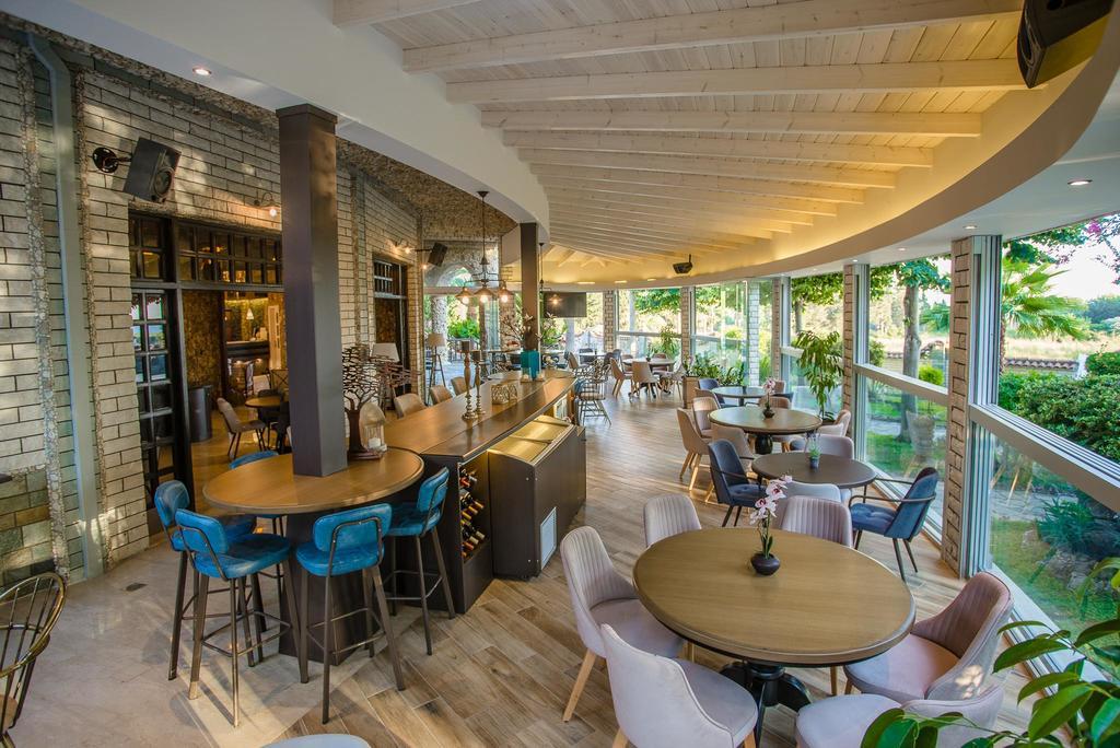 Hotel Nepheli Hotel 4*