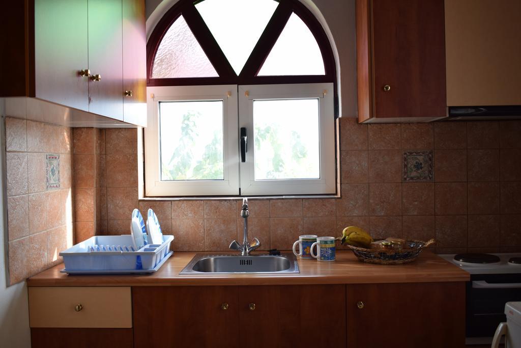 Akrotiri Rooms Agiokampos (Evia)