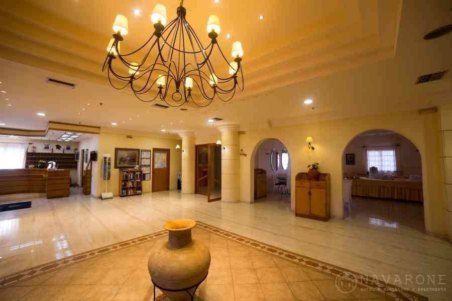 Navarone Hotel Petrochori (Peloponnese)