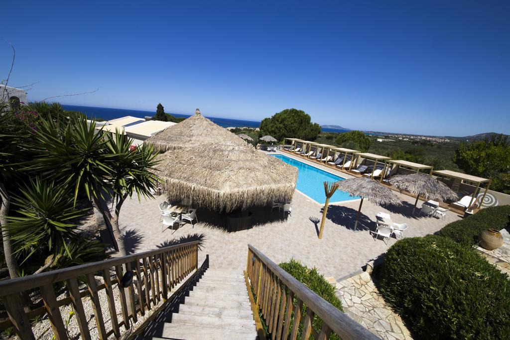 Navarone Hotel 3*