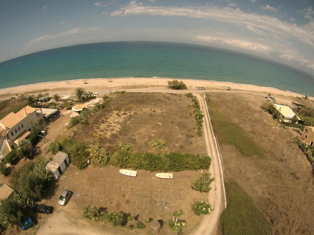 Lazaris Beach House Holiday home Almiros Beach