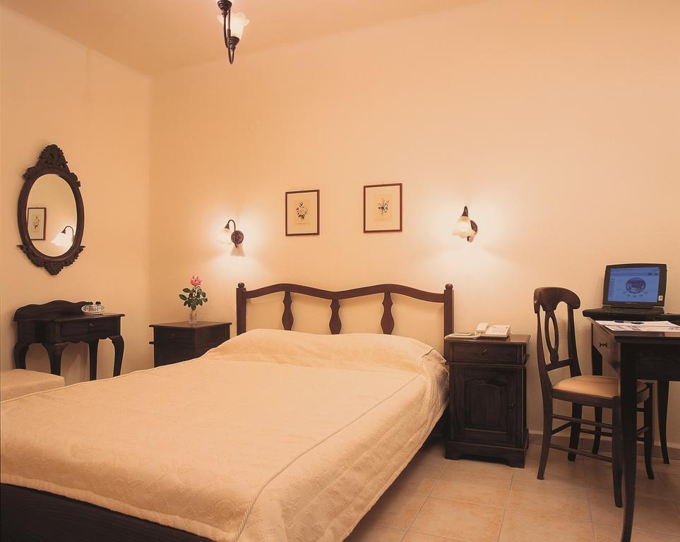 Aparthotel Nymphes Luxury Agia Pelagia (Crete)