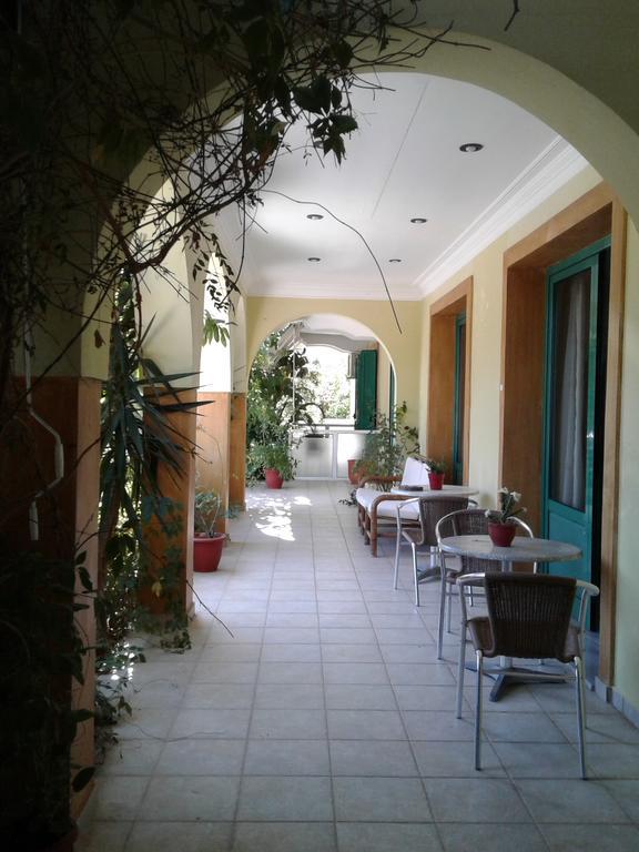 Lenia Aparthotel 2*