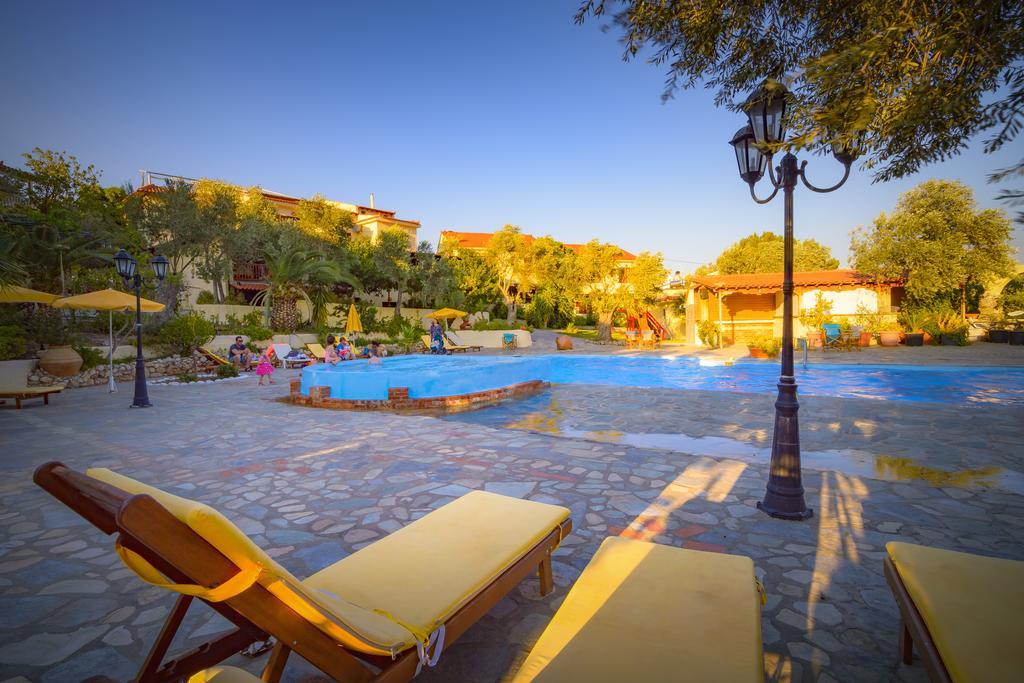 Limnionas Bay Village 3* Marathokampos